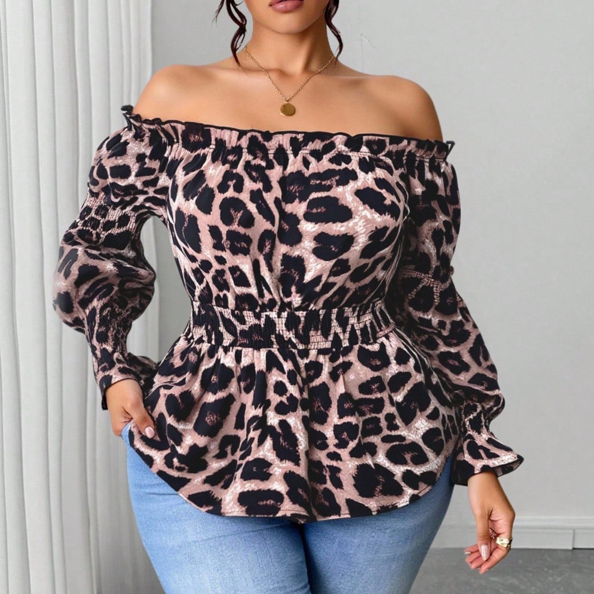 Blusa Feminina Plus Size com E - Women'S Fashion Essentials avaliação e preço